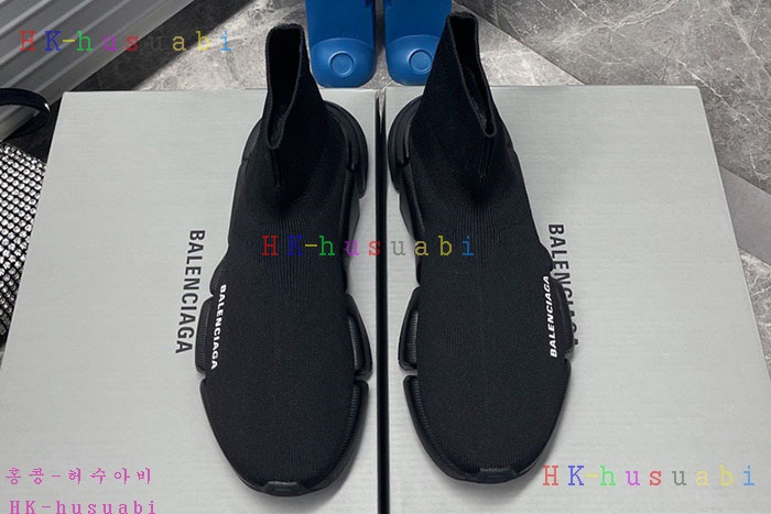 NEW 발렌시아가 신발 신상 B 8240111