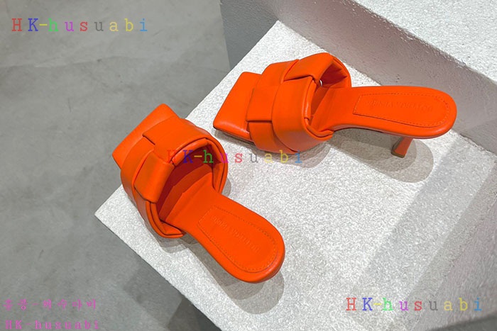 NEW 보테가베네타 샌들 신상 BV 857550
