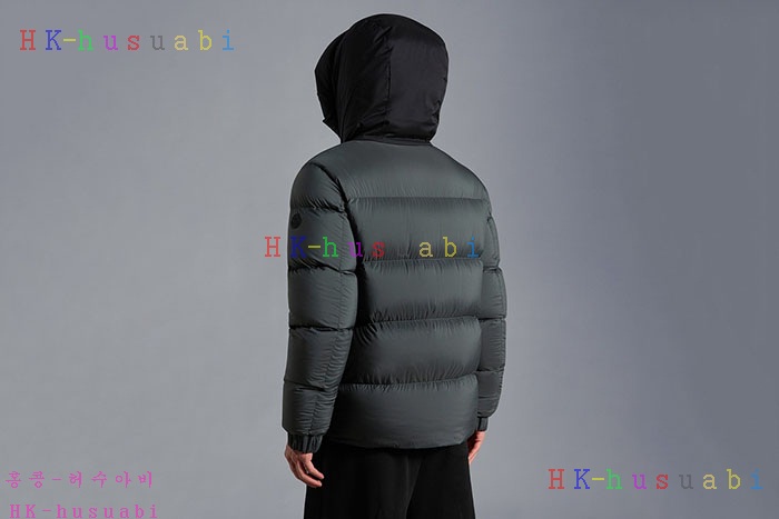 NEW 몽클레어 패딩 신상 M 246013