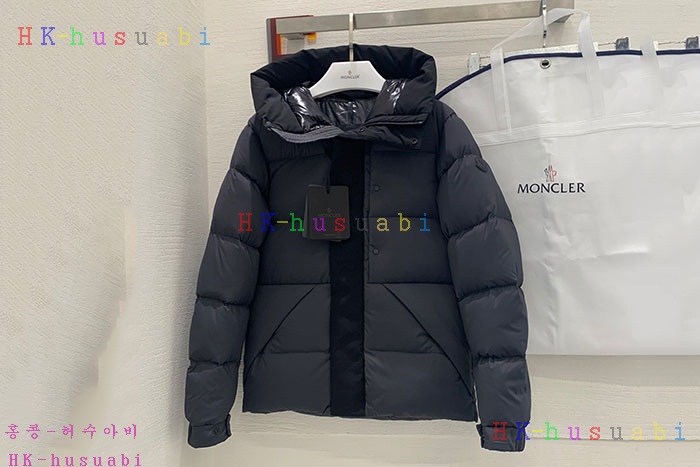 NEW 몽클레어 패딩 신상 M 246013