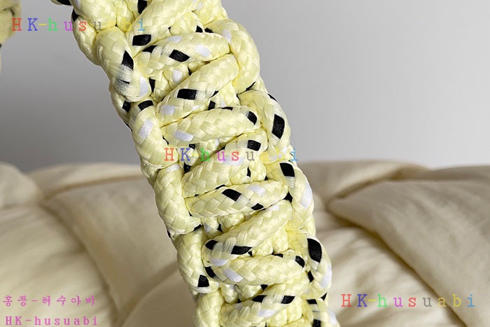 ★미러급★보테가베네타 패딩 인트레치오 백팩 690891-2