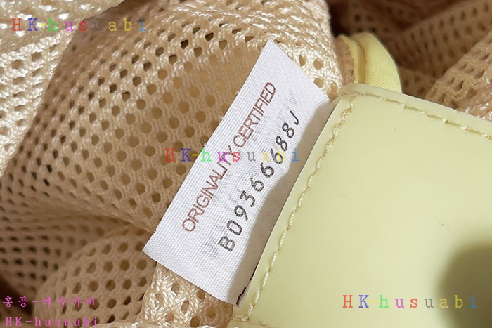 ★미러급★보테가베네타 패딩 인트레치오 백팩 690891-2