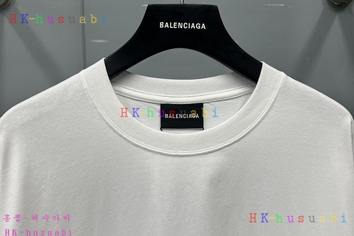 NEW 발렌시아가 반팔티 신상 B 857201