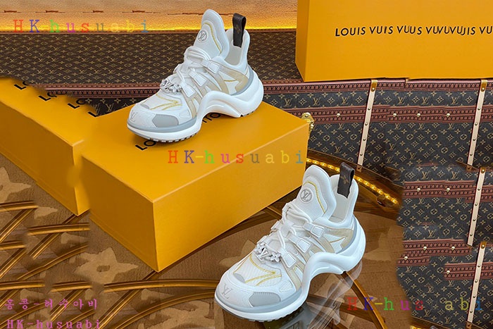 NEW 루이비통 스니커즈 신상 LV 982404