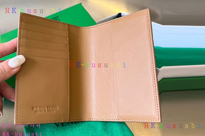 ★미러급★보테가 베네타 남녀공용 인트레치아토 여권 커버 케이스 607482-9