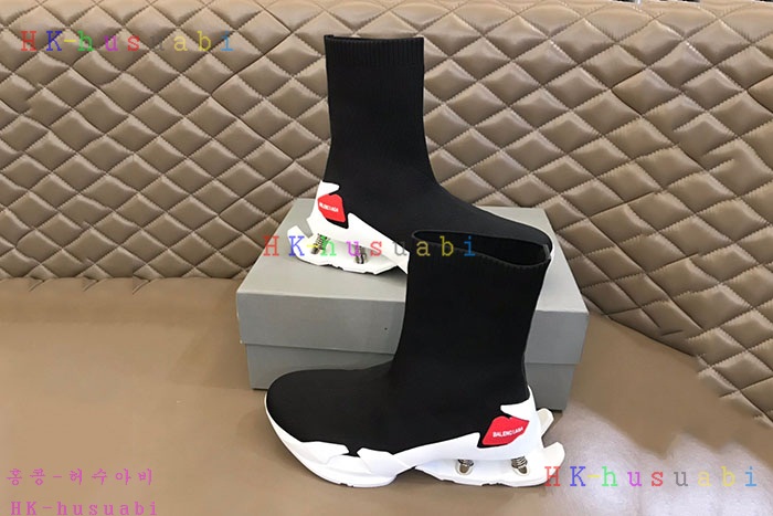 NEW 발렌시아가 신발 신상 B 724002