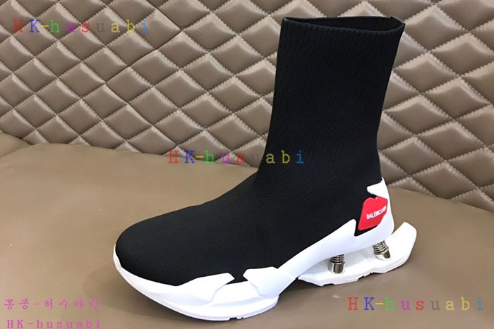 NEW 발렌시아가 신발 신상 B 724002