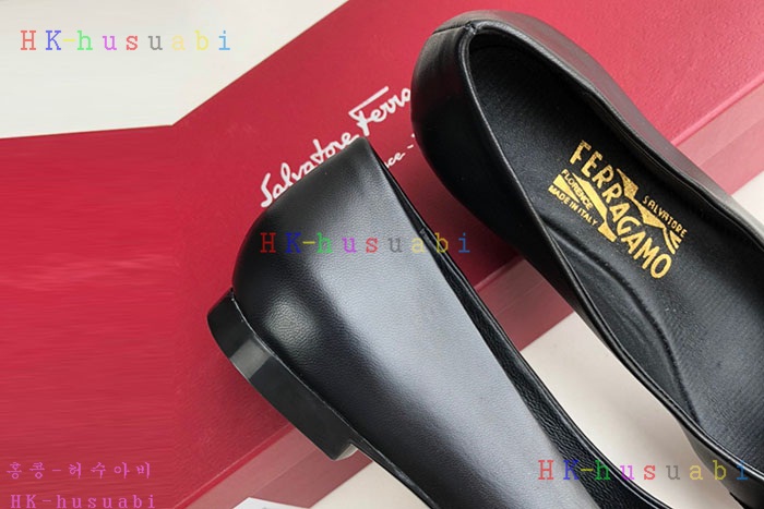 NEW 페라가모 신발 신상 F 887554
