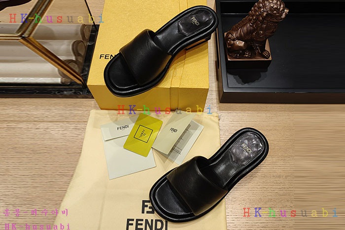 NEW 펜디 신발 신상 FD 725010