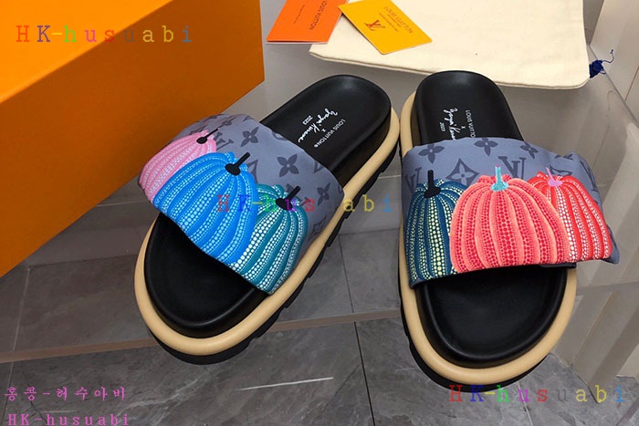 NEW 루이비통 샌들 신상 GU 993303