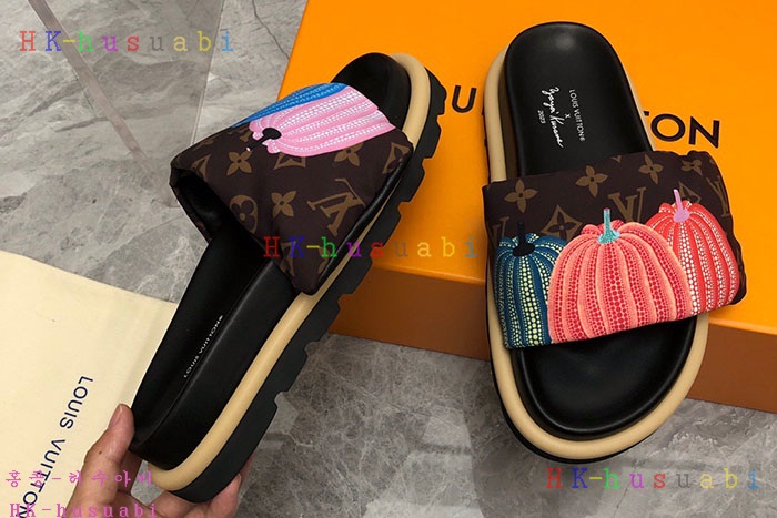 NEW 루이비통 샌들 신상 GU 993300