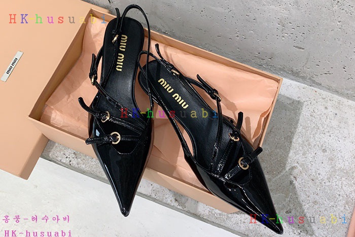 NEW 미우미우 샌들 신상 MU 872240