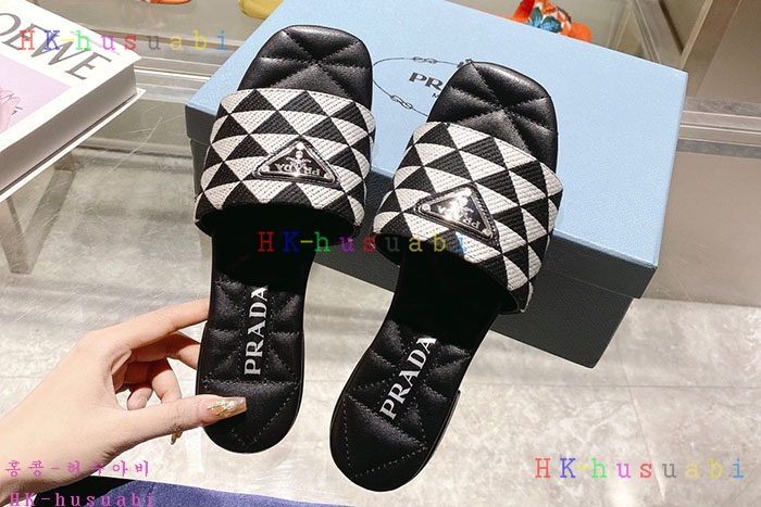 NEW 프라다 샌들 신상 P 325004