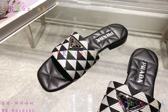 NEW 프라다 샌들 신상 P 325004