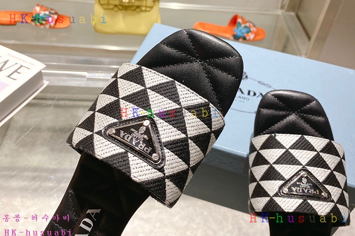 NEW 프라다 샌들 신상 P 325004