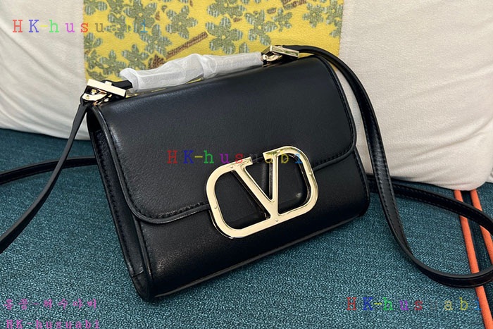 ★미러급★발렌티노 Vlogo Type 스몰 숄더  77IZ1D043-3