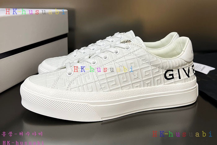 NEW 지방시 스니커즈 신상 GV 968302