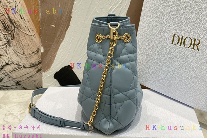 ★미러급★디올 AMMI 미디엄 백  M22566-3