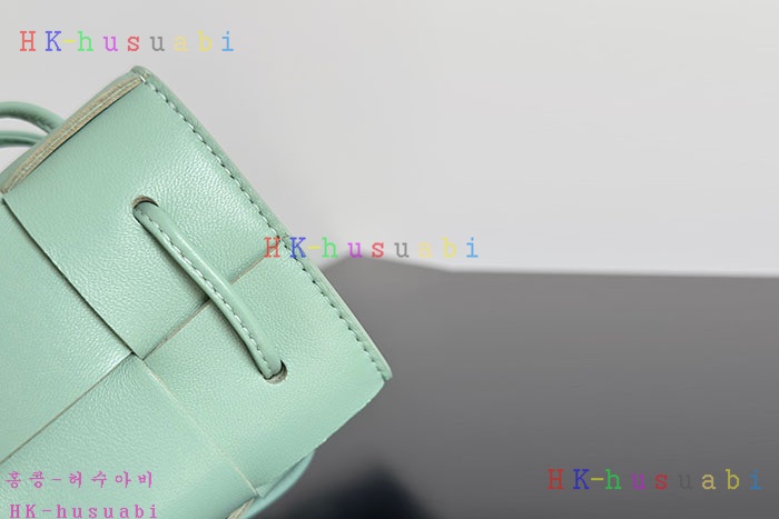 ★미러급★보테가베네타 미니 복조리 카세트백 680217-12