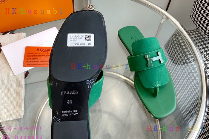 NEW 에르메스 샌들 신상 H 96511035