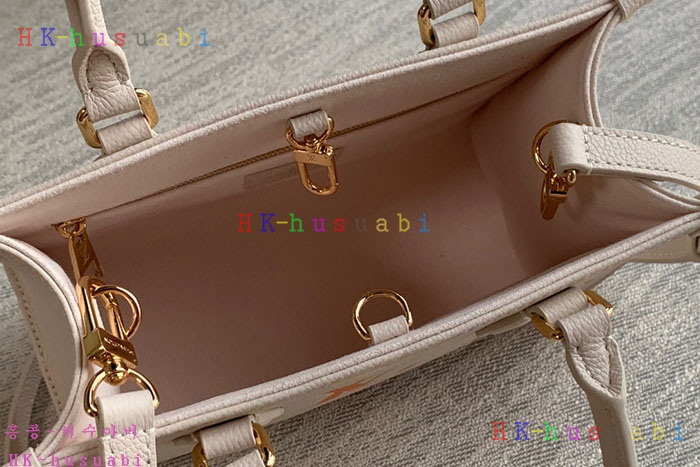 ★미러급★루이비통 온더고 PM M46513
