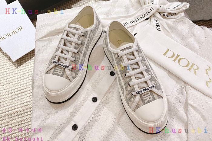 NEW 디올 신발 신상 DR 524008
