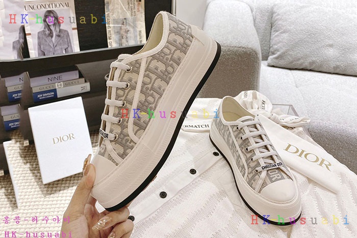 NEW 디올 신발 신상 DR 524008