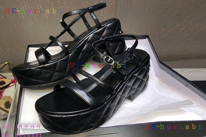 NEW 샤넬 샌들 신상 C 857900