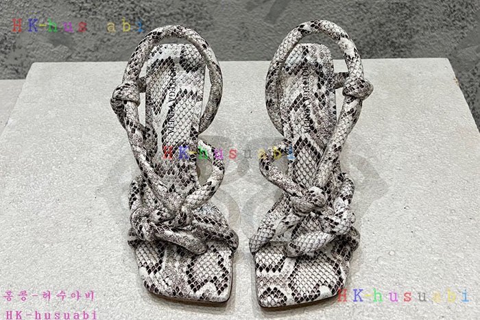 NEW 보테가베네타 신발 신상 BV 588002