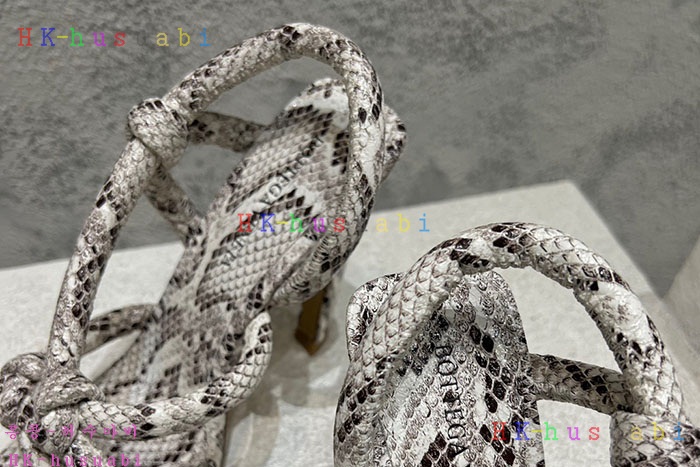 NEW 보테가베네타 신발 신상 BV 588002
