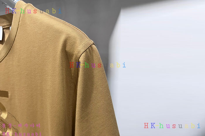 NEW 버버리 반팔티 신상 B  925002