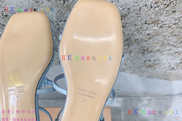 NEW 미우미우 샌들 신상 MU 952703