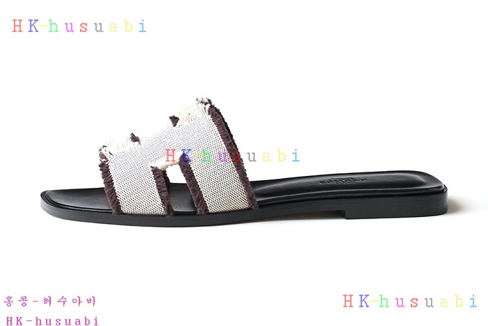 NEW 에르메스 샌들 신상 H 952880