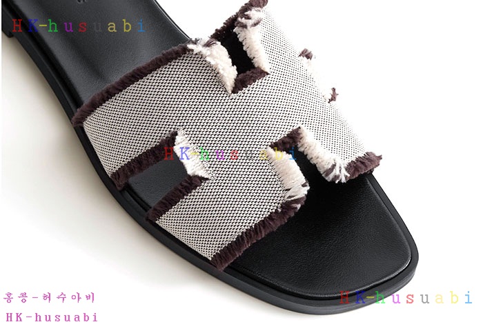 NEW 에르메스 샌들 신상 H 952880
