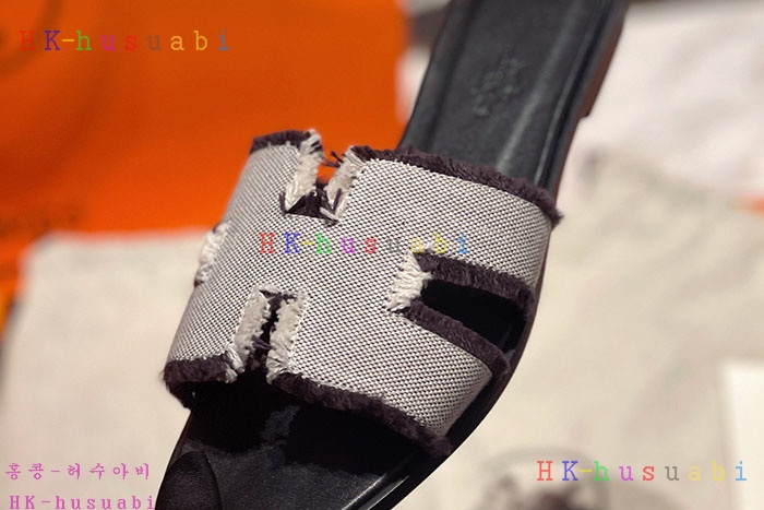 NEW 에르메스 샌들 신상 H 952880