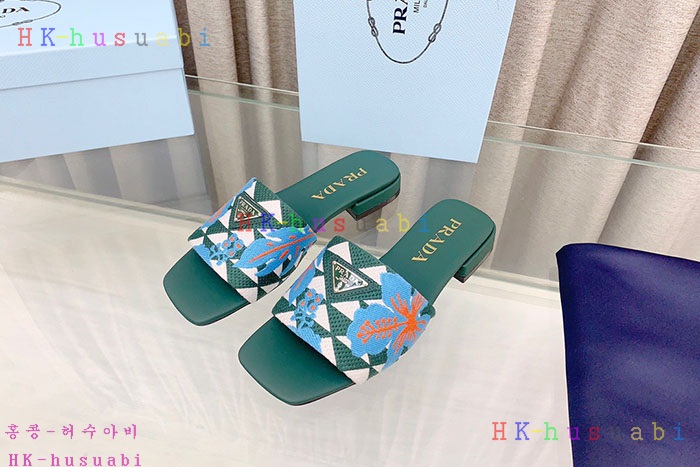 NEW 프라다 샌들 신상 P 350702