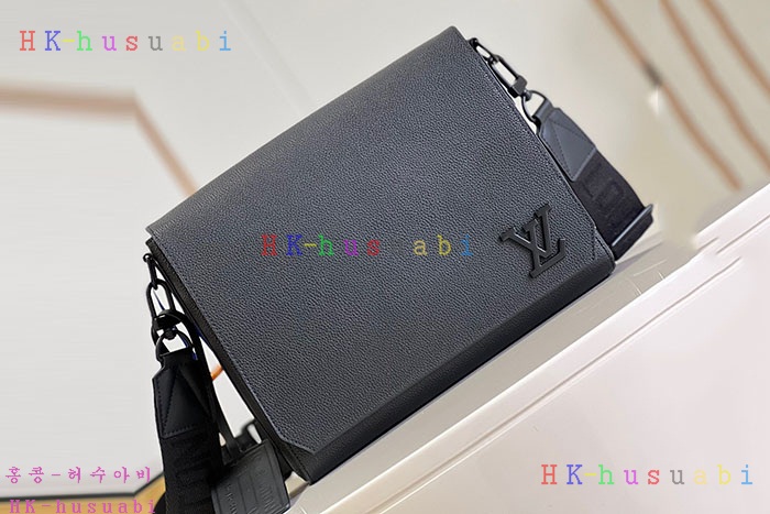 ★미러급★루이비통 뉴 메신저 M57080