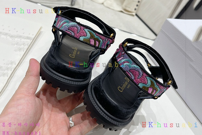 NEW 디올 샌들 신상 DR 966205