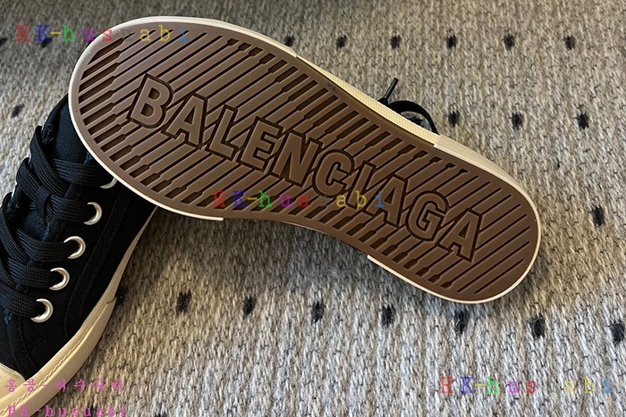 NEW 발렌시아가 신발 신상 B 824007