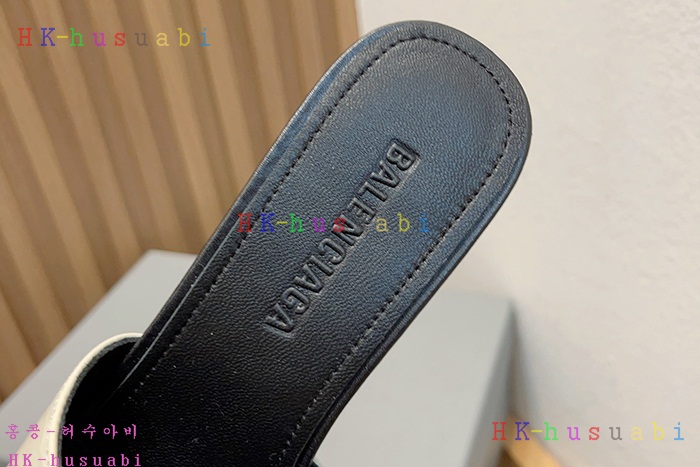 NEW 발렌시아가 신발 신상 B 833010