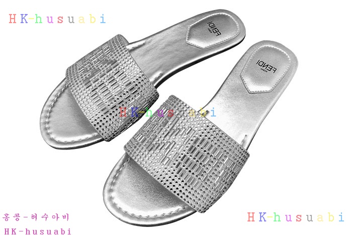 NEW 펜디 신발 신상 FD  952500