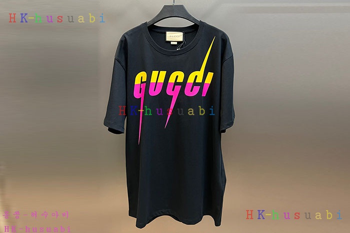 NEW 발렌시아가 반팔티 신상 B 999252