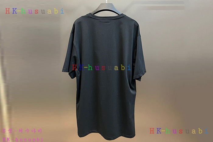 NEW 발렌시아가 반팔티 신상 B 999252