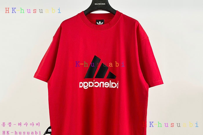 NEW 발렌시아가 반팔티 신상 B 998251