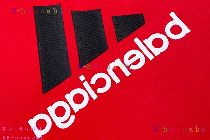 NEW 발렌시아가 반팔티 신상 B 998251