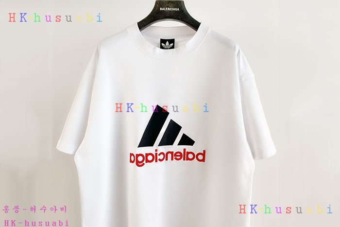 NEW 발렌시아가 반팔티 신상 B 998255