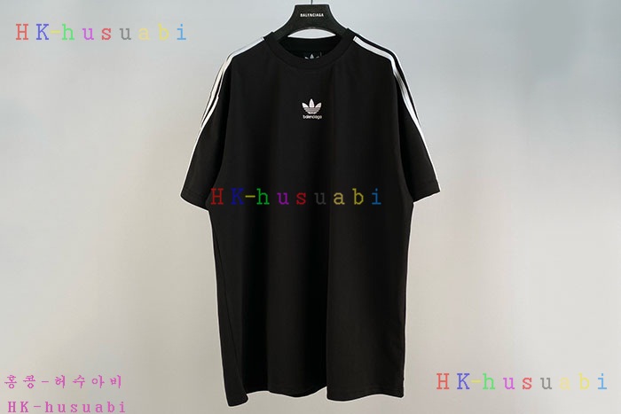NEW 발렌시아가 반팔티 신상 B 998261