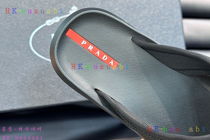 NEW 프라다 샌들 신상 P 562501