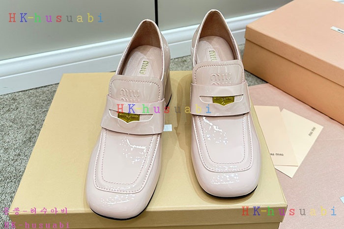 NEW 미우미우 신발 신상 MU 424811