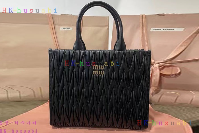 ★미러급★미우미우 마테라쎄 나파 가죽 토트백 5BG263  5BG258